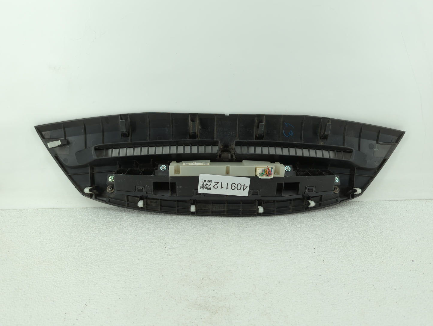 2009 Toyota Camry Dash Front Digital Clock Display  Black - Oemusedautoparts1.com
