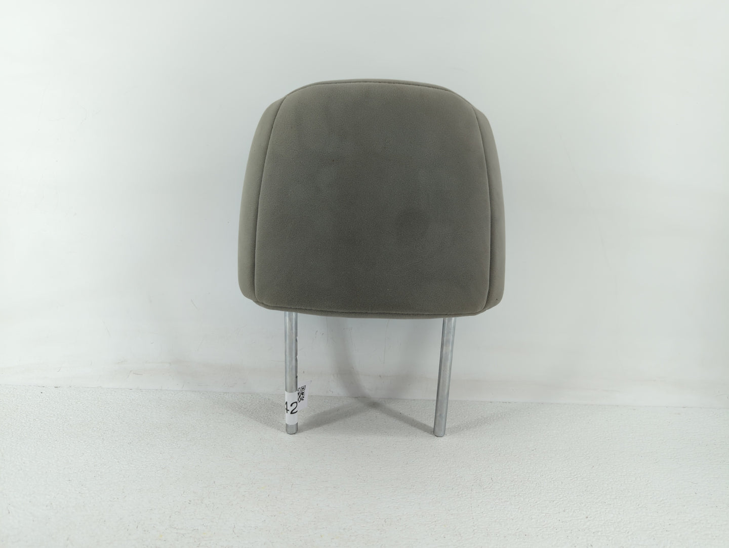 Toyota Camry Headrest Head Rest Front Driver Passenger Seat Light Grey - Oemusedautoparts1.com