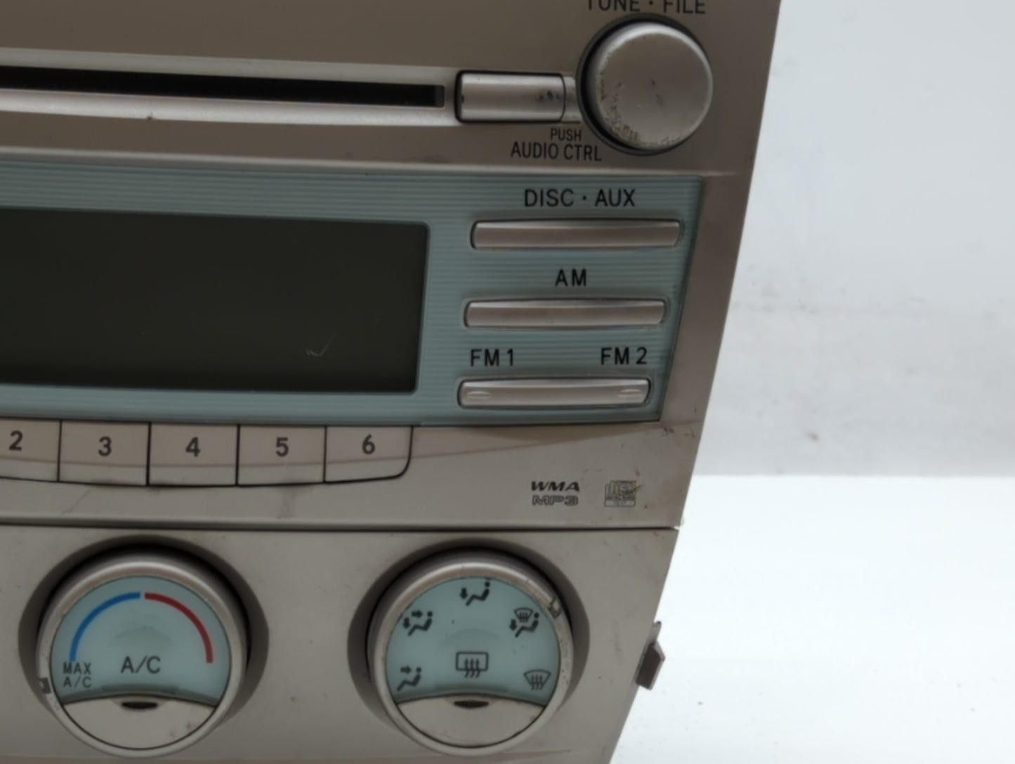 2009 Toyota Camry Radio AM FM Cd Player Receiver Replacement P/N:86120-06181 86120-06182 Fits OEM Used Auto Parts - Oemuseda