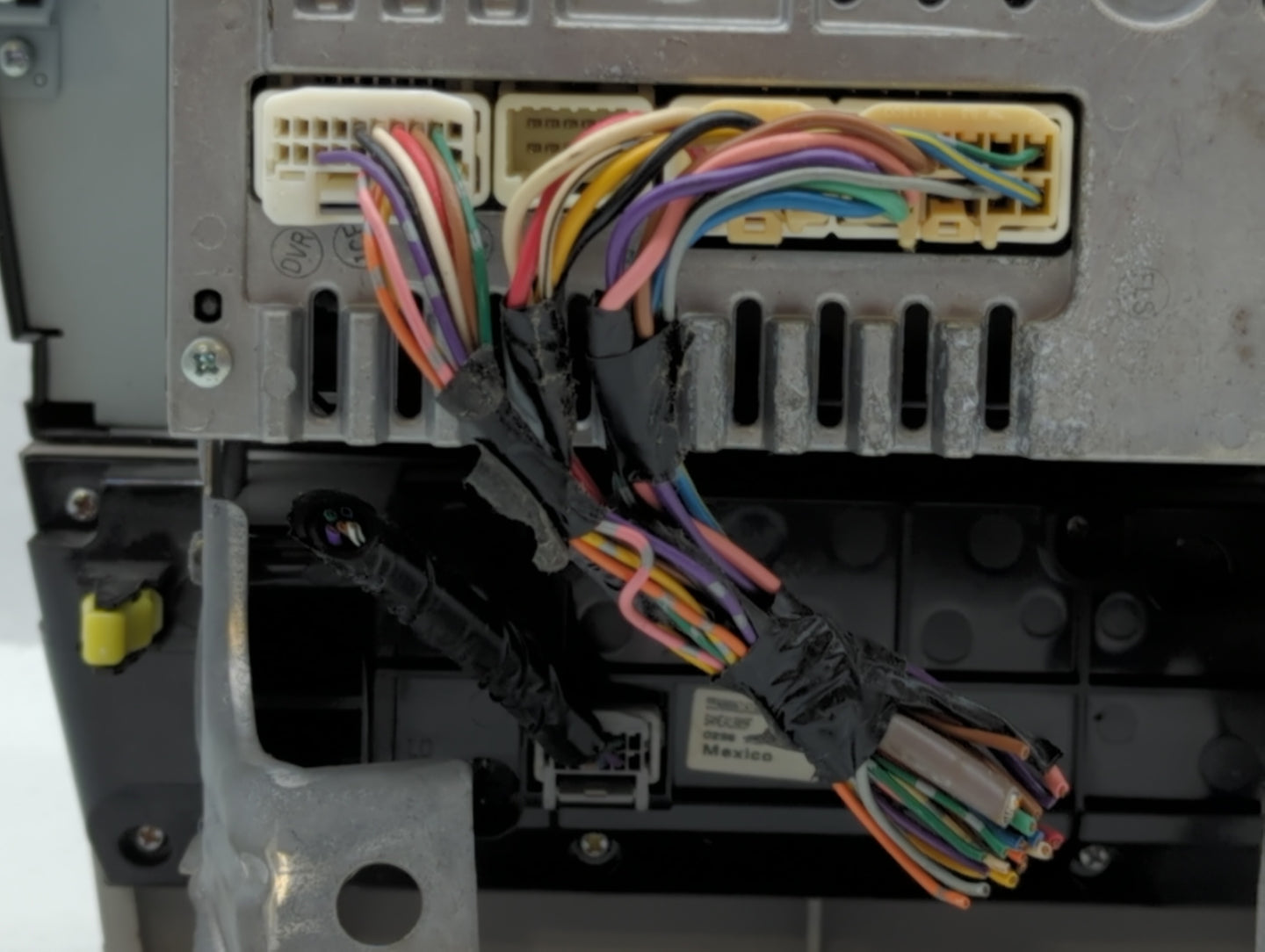 2009 Toyota Camry Radio AM FM Cd Player Receiver Replacement P/N:86120-06181 86120-06182 Fits OEM Used Auto Parts - Oemuseda