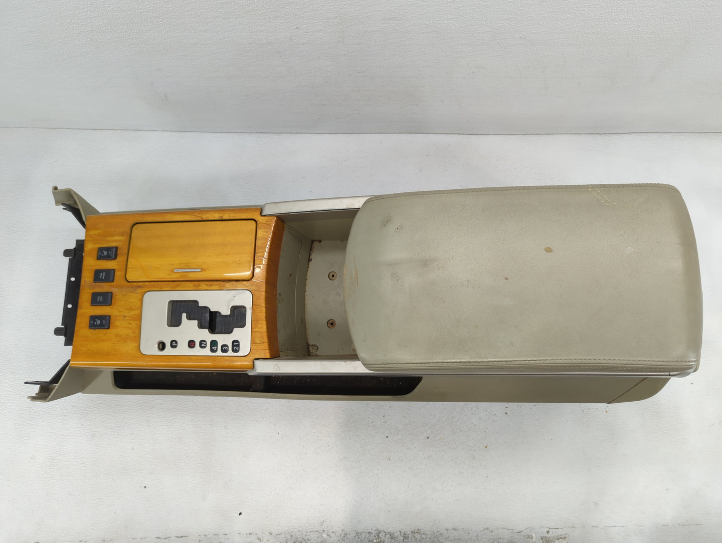 2007-2009 Toyota Camry Center Floor Console P/N:55620-06060 Fits Fits 2007 2008 2009 OEM Used Auto Parts - Oemusedautoparts1