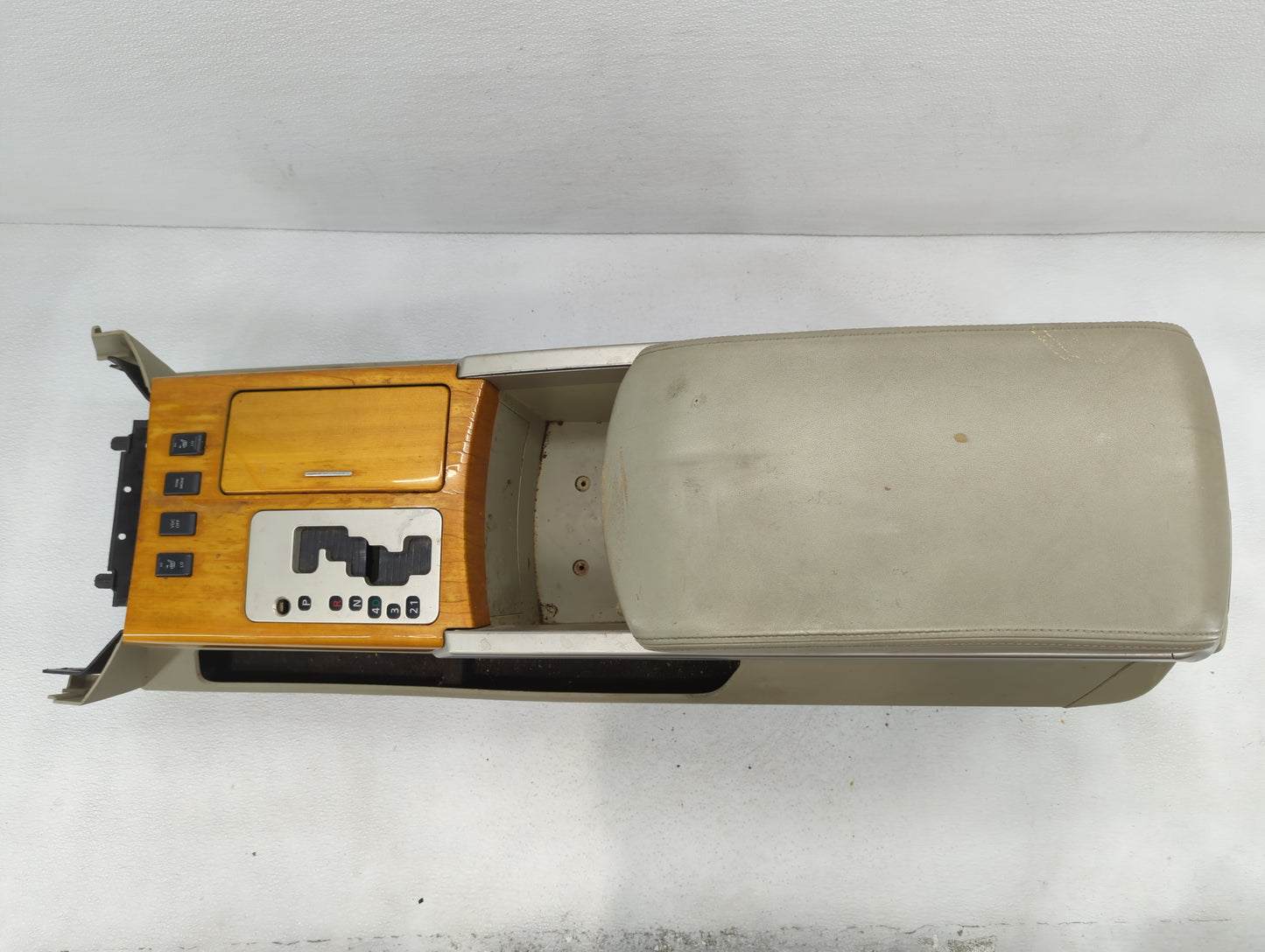 2007-2009 Toyota Camry Center Floor Console P/N:55620-06060 Fits Fits 2007 2008 2009 OEM Used Auto Parts - Oemusedautoparts1