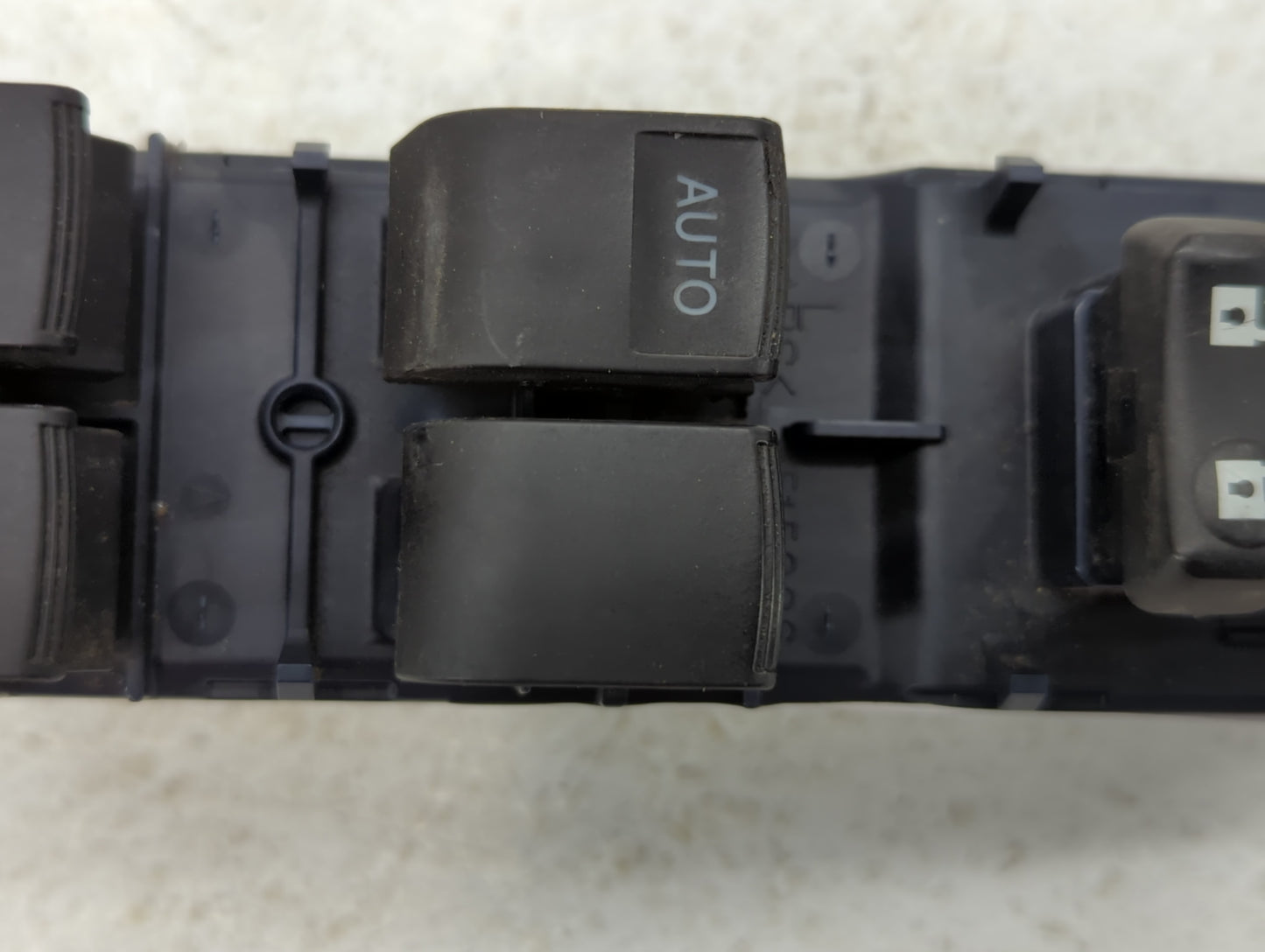 2007-2009 Toyota Camry Master Power Window Switch Replacement Driver Side Left P/N:4090380 Fits OEM Used Auto Parts - Oemuse