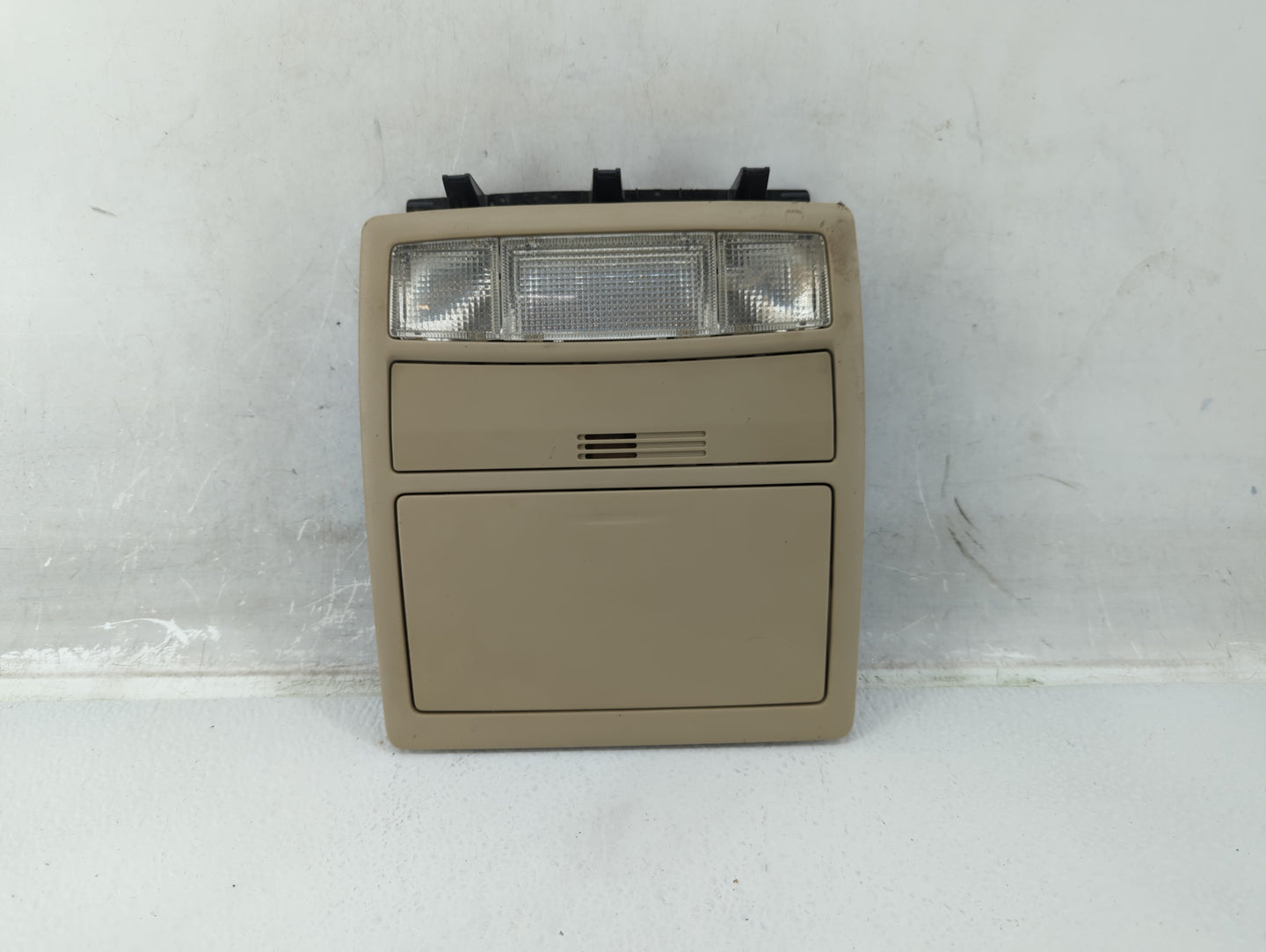 2009 Toyota Camry Overhead Roof Console - Oemusedautoparts1.com