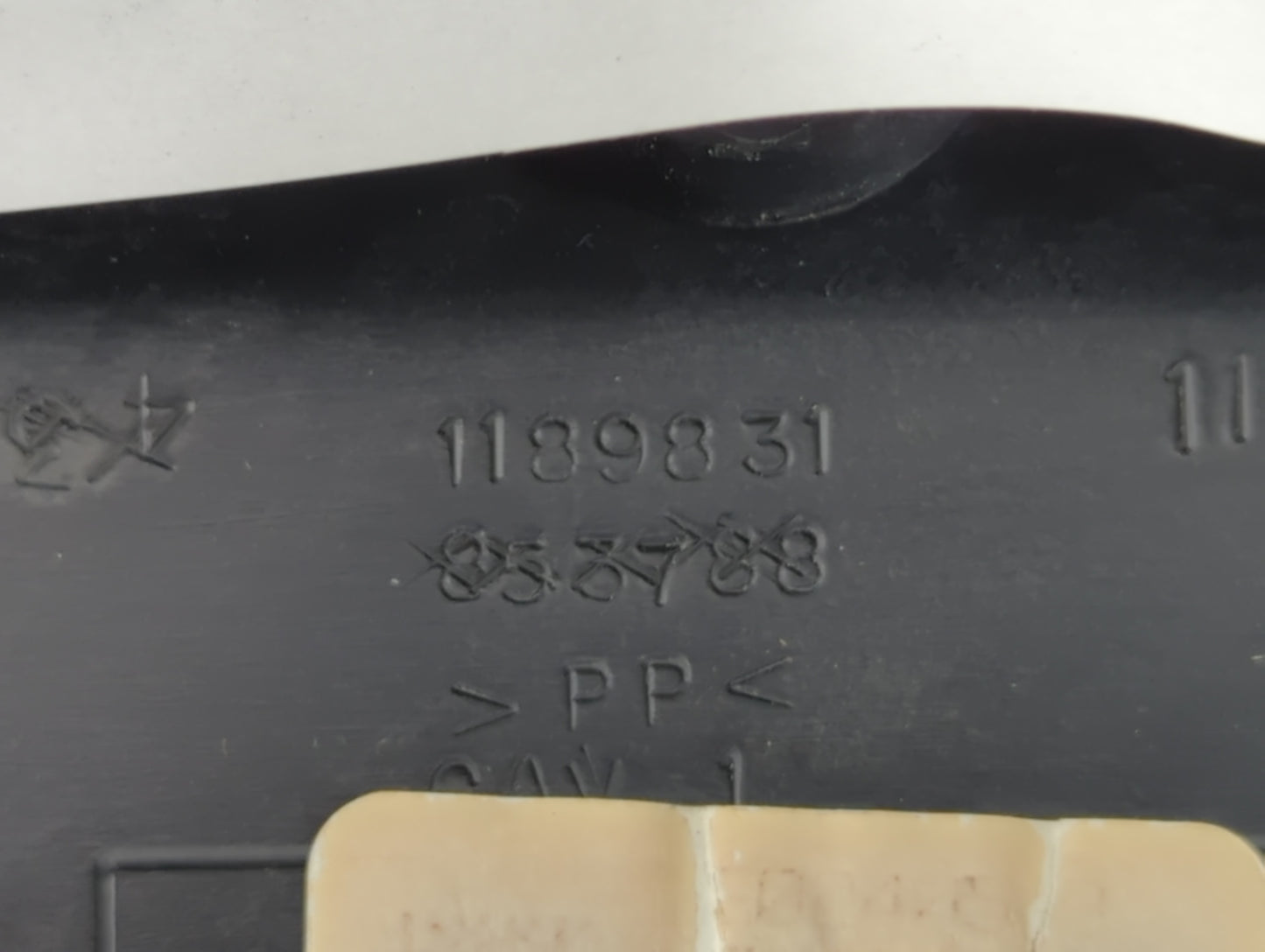 2009 Toyota Camry Overhead Roof Console - Oemusedautoparts1.com