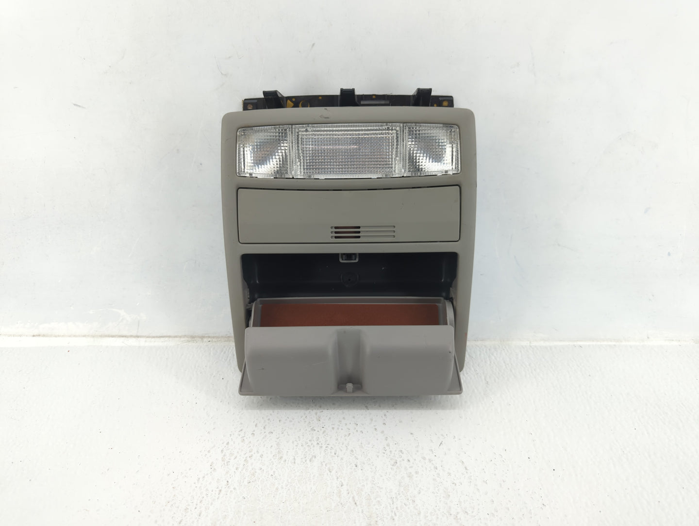 2009 Toyota Camry Overhead Roof Console - Oemusedautoparts1.com