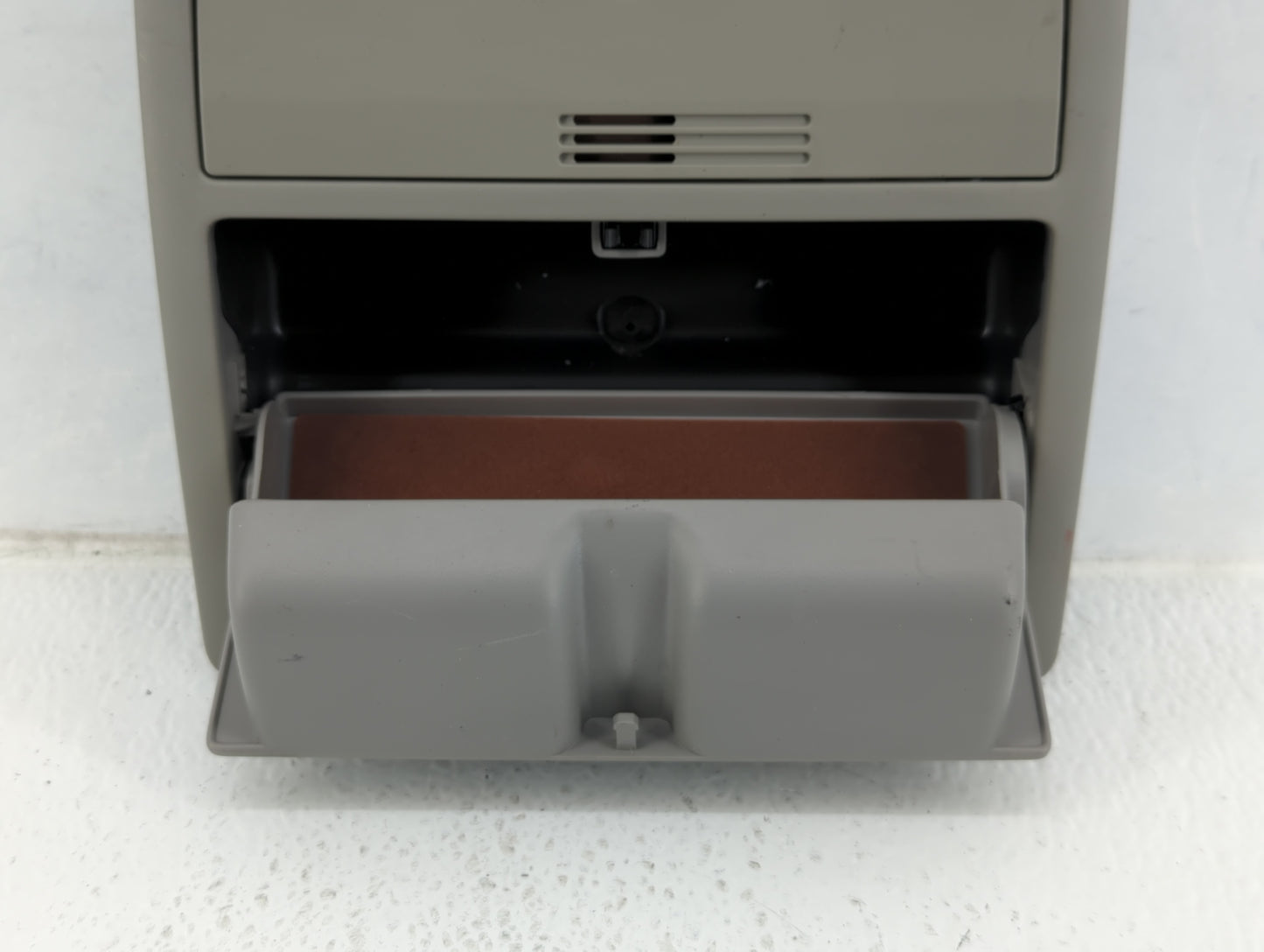 2009 Toyota Camry Overhead Roof Console - Oemusedautoparts1.com