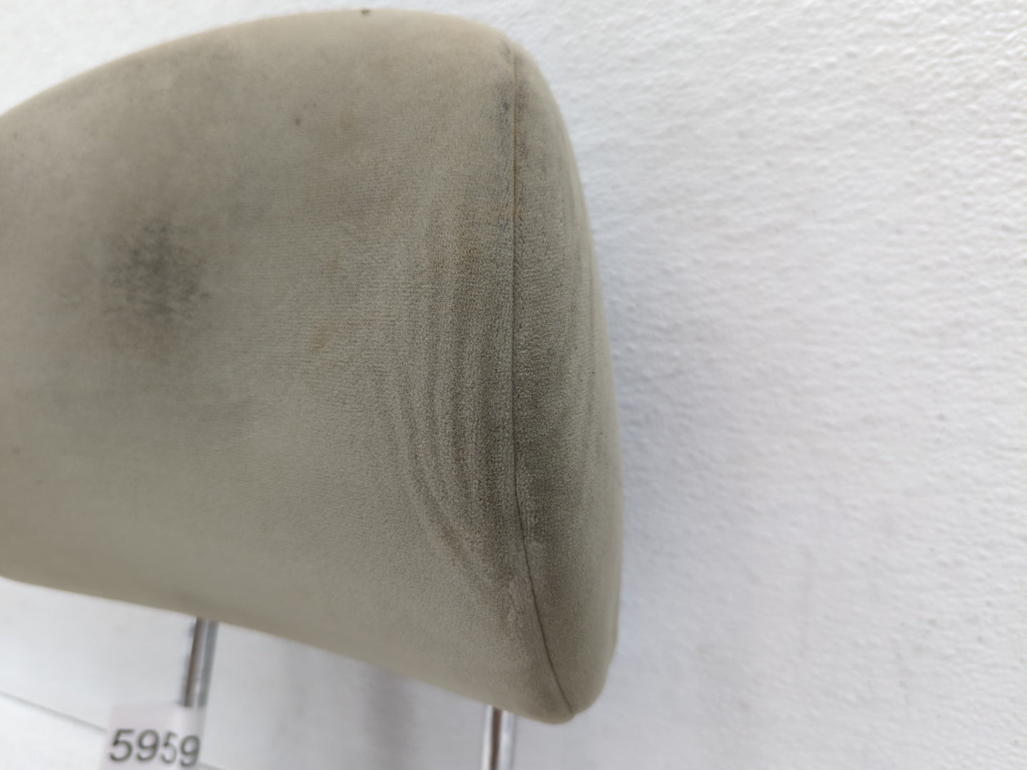 2007-2009 Toyota Camry Headrest Head Rest Front Driver Passenger Seat Fits Fits 2007 2008 2009 OEM Used Auto Parts - Oemused