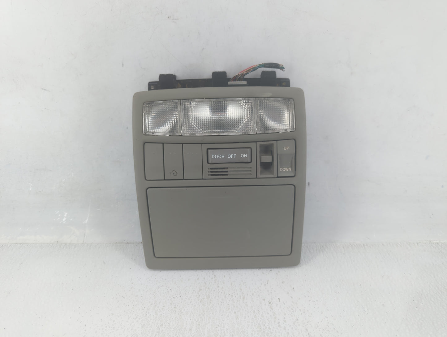 2009 Toyota Camry Overhead Roof Console - Oemusedautoparts1.com