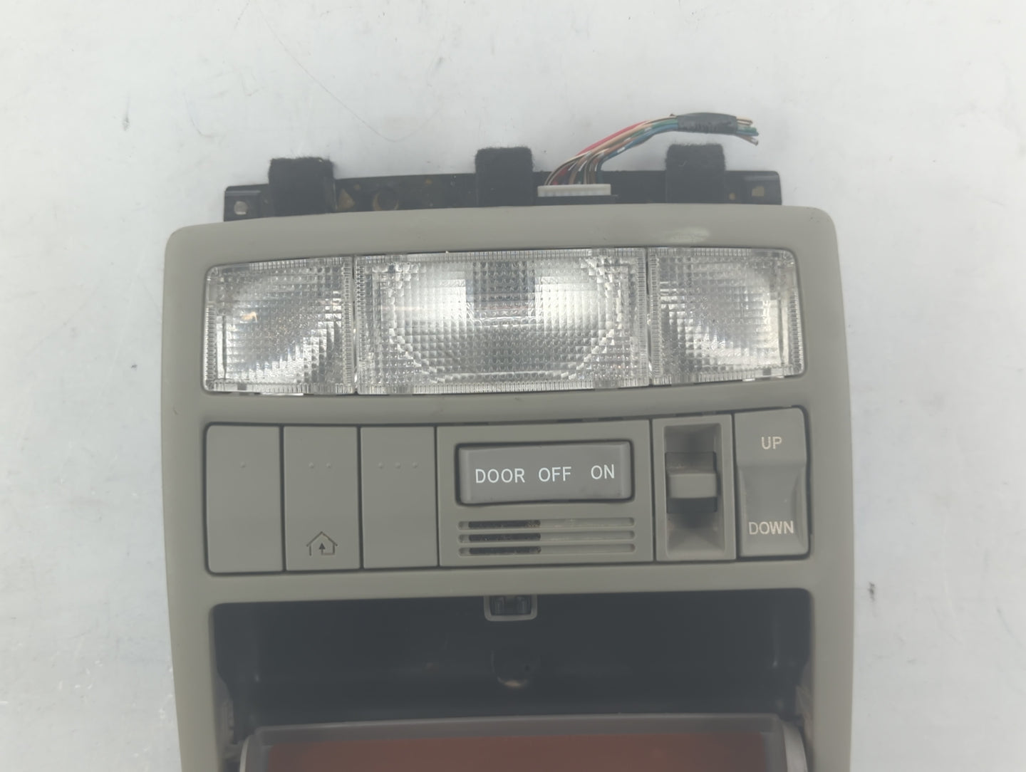 2009 Toyota Camry Overhead Roof Console - Oemusedautoparts1.com