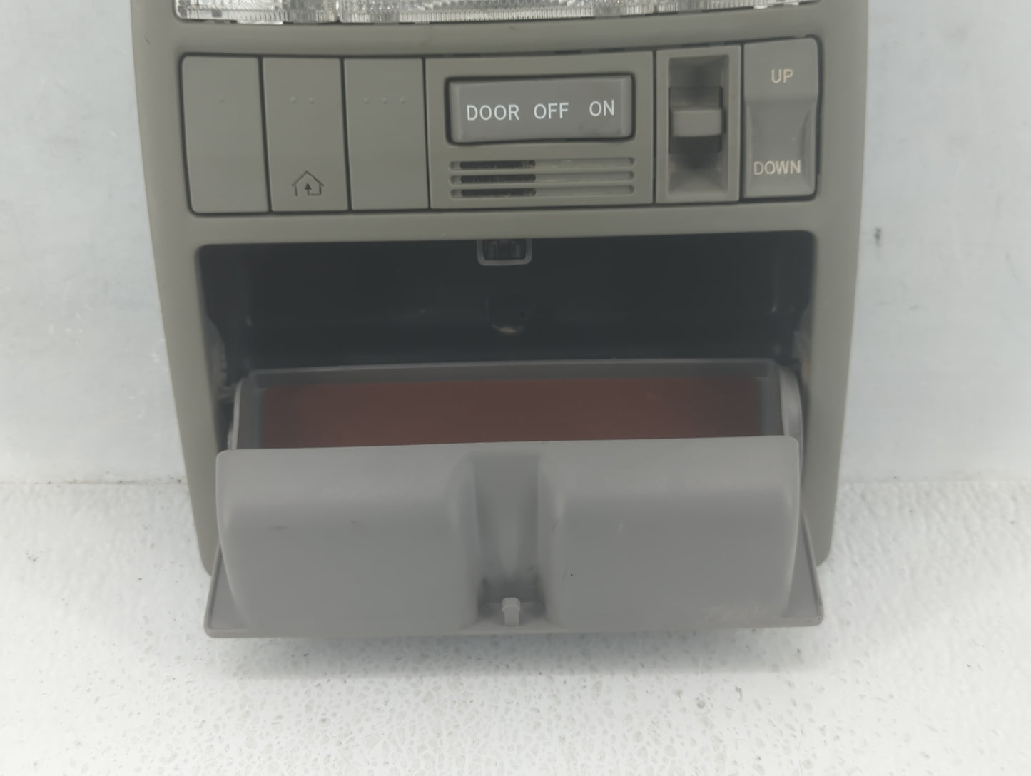 2009 Toyota Camry Overhead Roof Console - Oemusedautoparts1.com