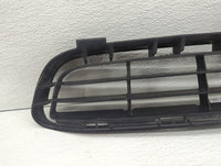 2009 Toyota Camry Front Grille Bumper Not Included - Oemusedautoparts1.com