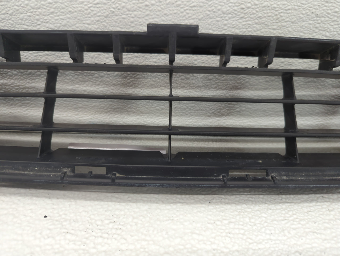 2009 Toyota Camry Front Grille Bumper Not Included - Oemusedautoparts1.com