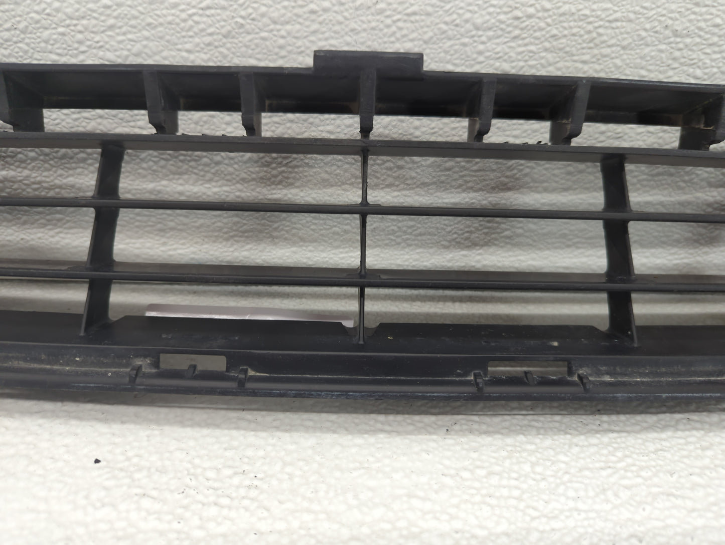 2009 Toyota Camry Front Grille Bumper Not Included - Oemusedautoparts1.com