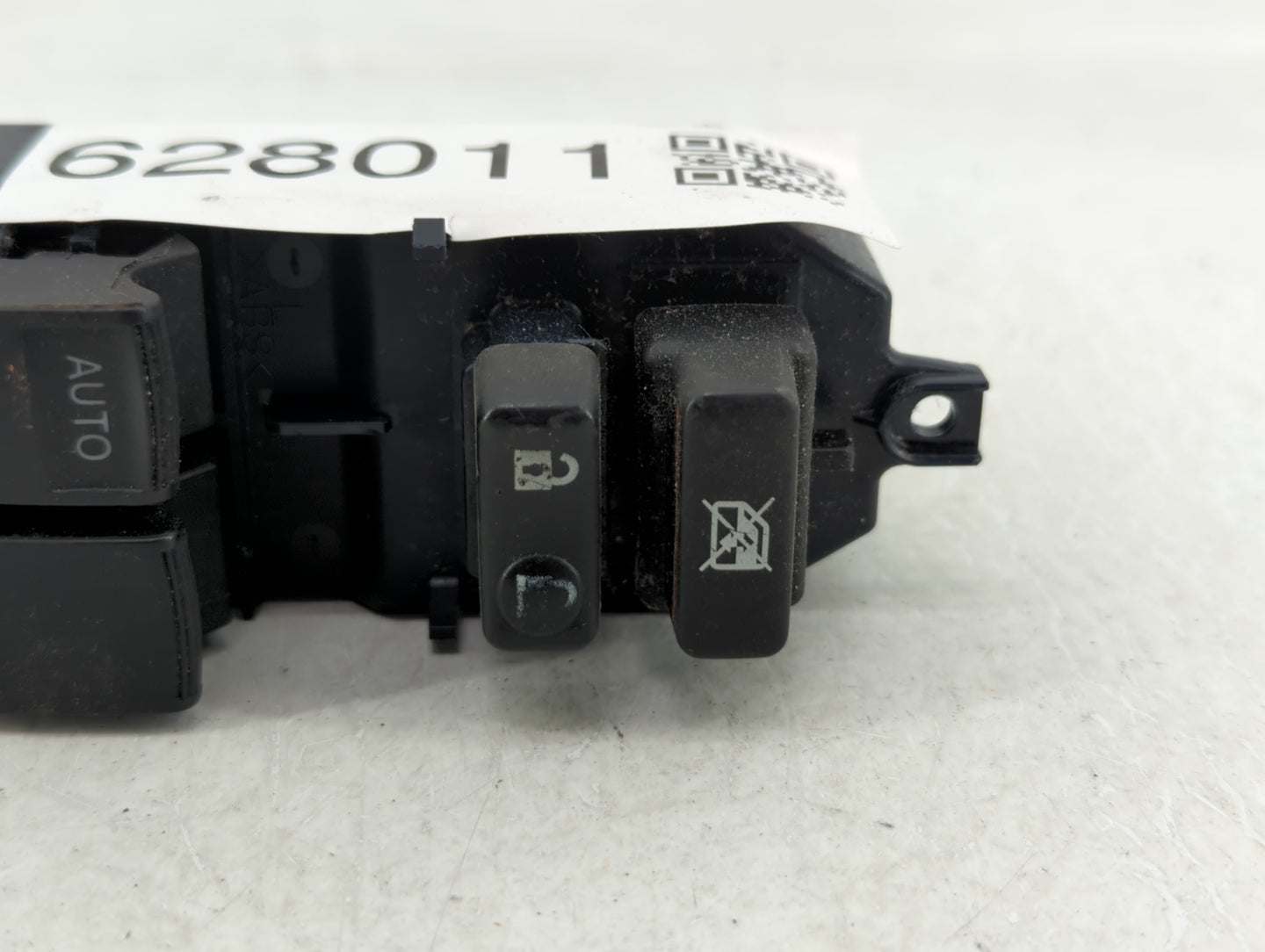 2007-2009 Toyota Camry Master Power Window Switch Replacement Driver Side Left P/N:409-8Y87 01 Fits OEM Used Auto Parts - Oe