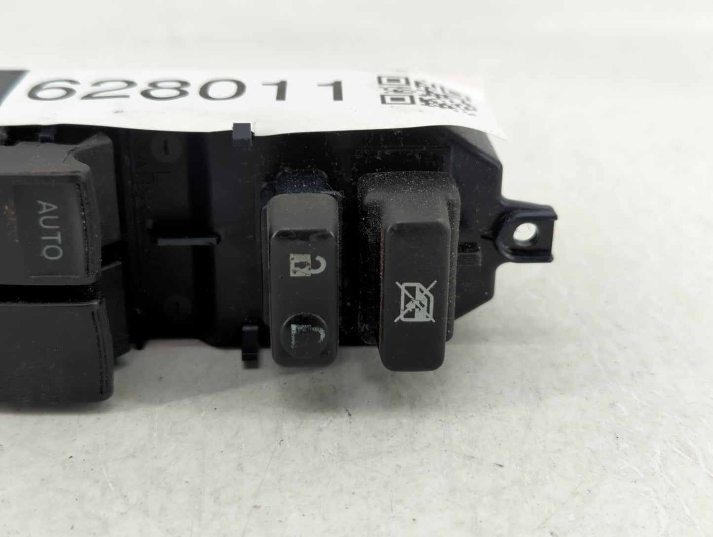2007-2009 Toyota Camry Master Power Window Switch Replacement Driver Side Left P/N:409-8Y87 01 Fits OEM Used Auto Parts - Oe