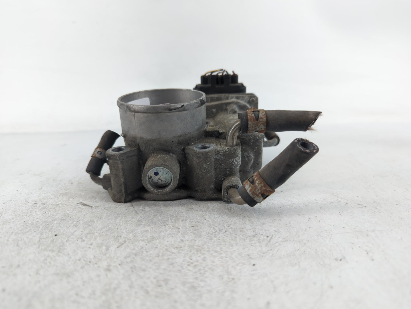 2007-2011 Toyota Camry Throttle Body P/N:8F02 22030-0H030 Fits Fits 2006 2007 2008 2009 2010 2011 2012 2013 2014 2015 OEM Us