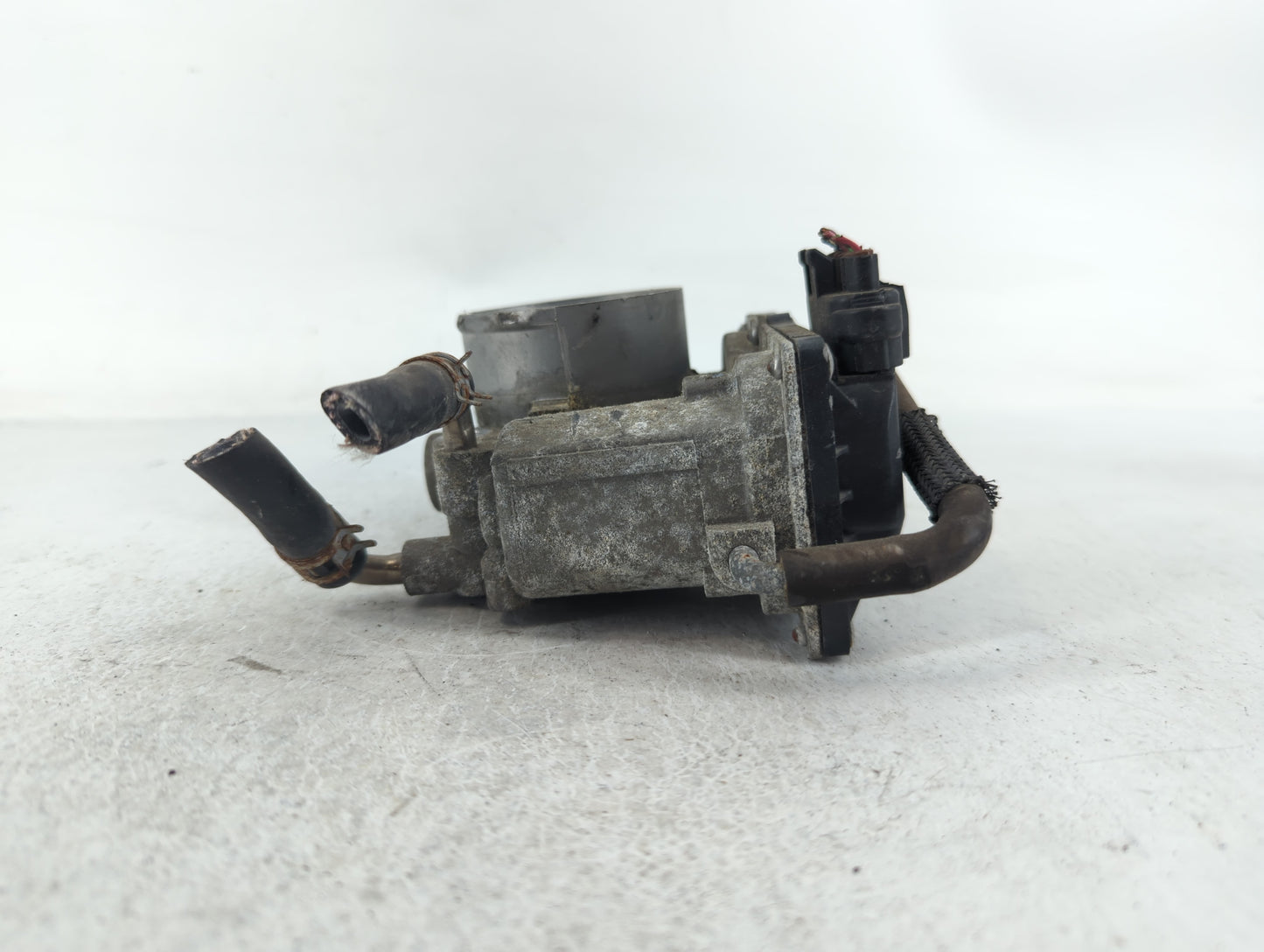 2007-2011 Toyota Camry Throttle Body P/N:8F02 22030-0H030 Fits Fits 2006 2007 2008 2009 2010 2011 2012 2013 2014 2015 OEM Us