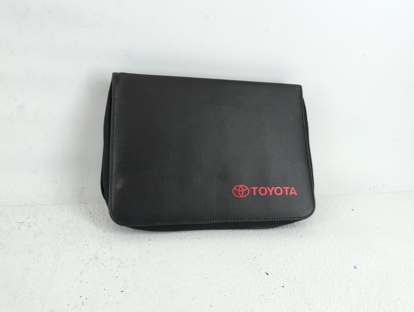 2009 Toyota Camry Owners Manual Book Guide P/N:01999-33780 OEM Used Auto Parts - Oemusedautoparts1.com