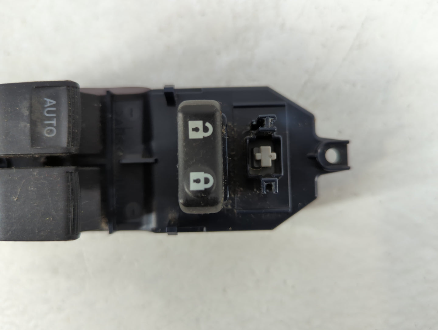 2007-2009 Toyota Camry Master Power Window Switch Replacement Driver Side Left P/N:515296 Fits OEM Used Auto Parts - Oemused