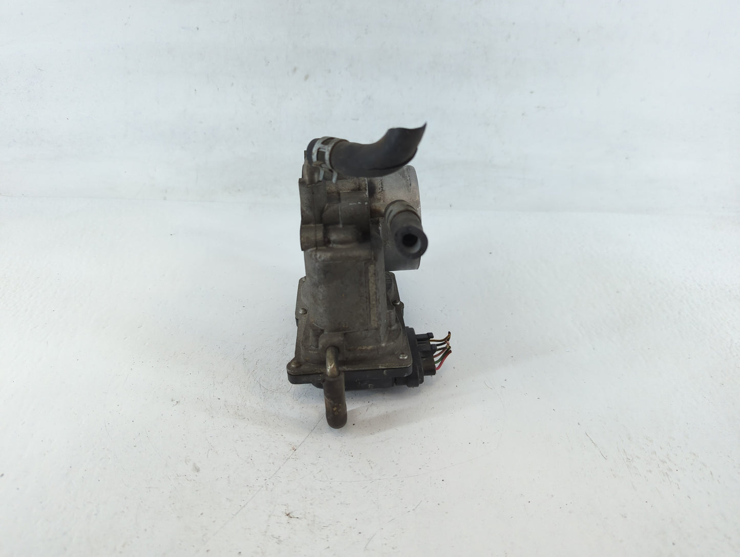 2007-2011 Toyota Camry Throttle Body P/N:22030-0H030 Fits Fits 2006 2007 2008 2009 2010 2011 2012 2013 2014 2015 OEM Used Au