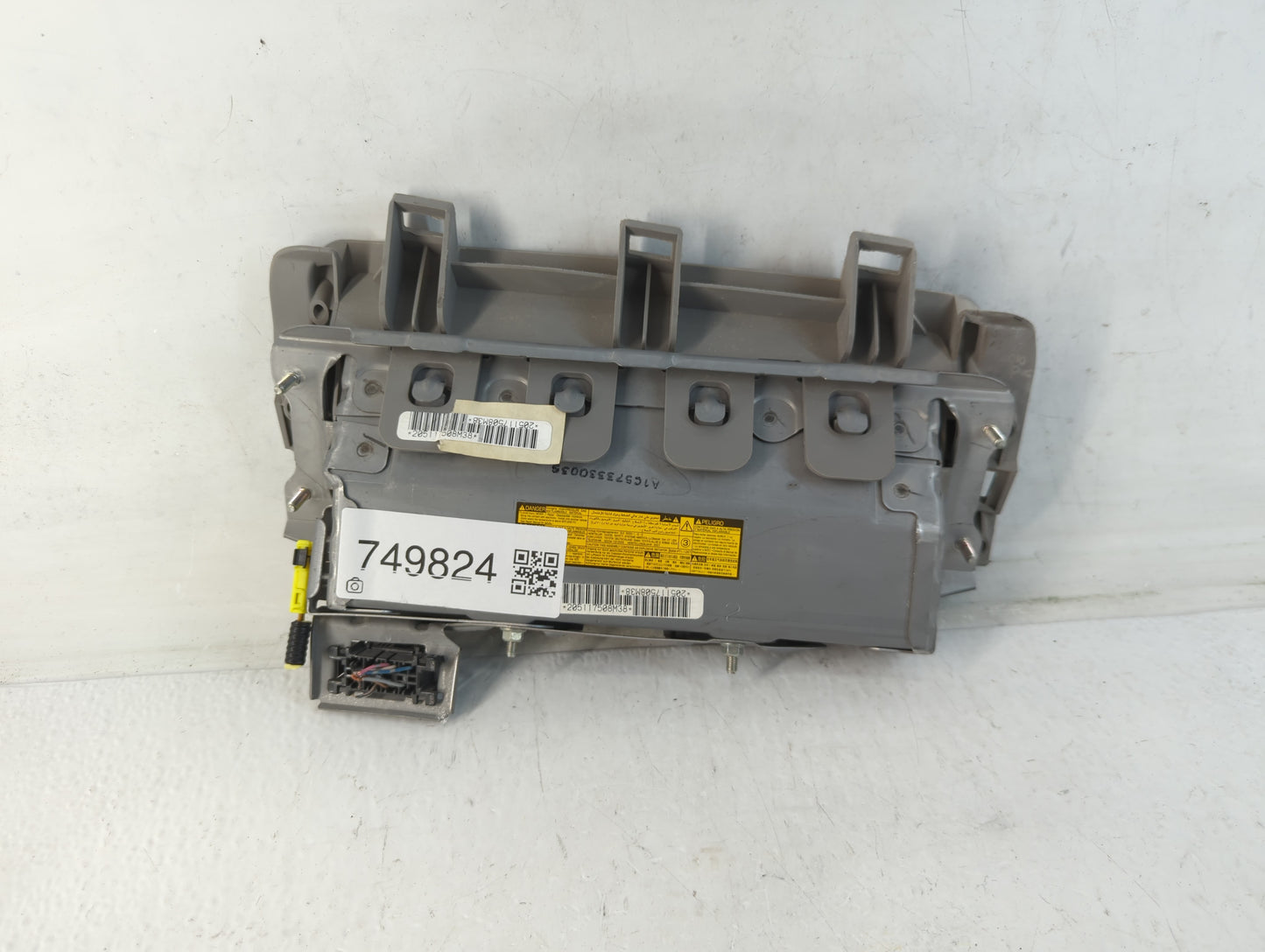 2007-2011 Toyota Camry Air Bag Driver Left Knee OEM P/N:205117508M38 Fits Fits 2007 2008 2009 2010 2011 OEM Used Auto Parts 