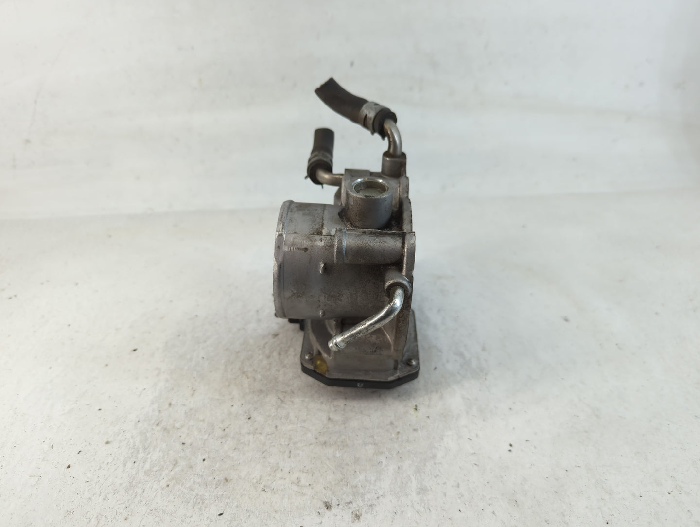 2007-2011 Toyota Camry Throttle Body P/N:22030-0H030 Fits Fits 2006 2007 2008 2009 2010 2011 2012 2013 2014 2015 OEM Used Au