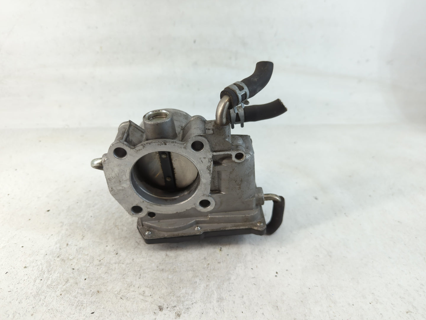 2007-2011 Toyota Camry Throttle Body P/N:22030-0H030 Fits Fits 2006 2007 2008 2009 2010 2011 2012 2013 2014 2015 OEM Used Au