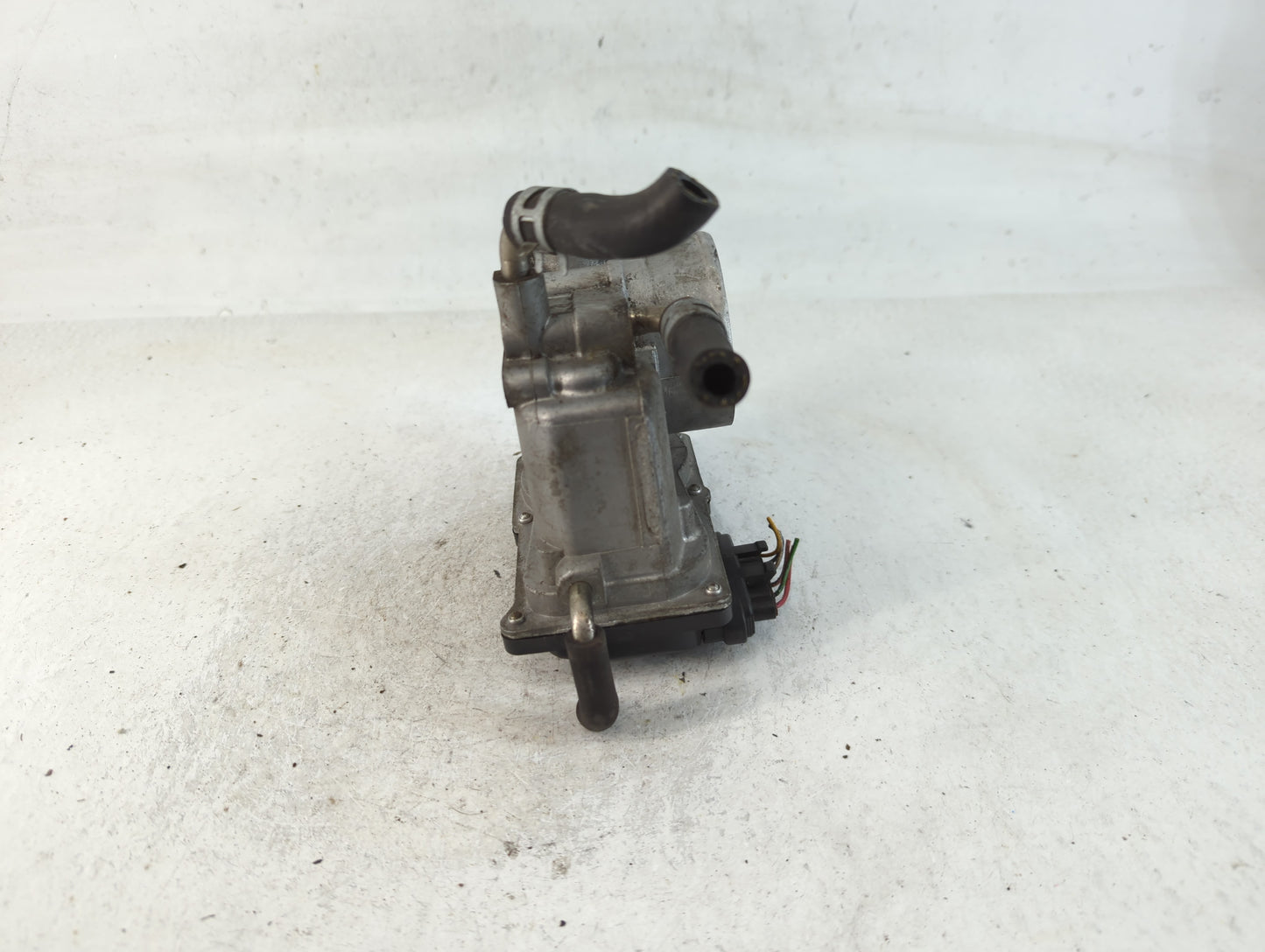 2007-2011 Toyota Camry Throttle Body P/N:22030-0H030 Fits Fits 2006 2007 2008 2009 2010 2011 2012 2013 2014 2015 OEM Used Au