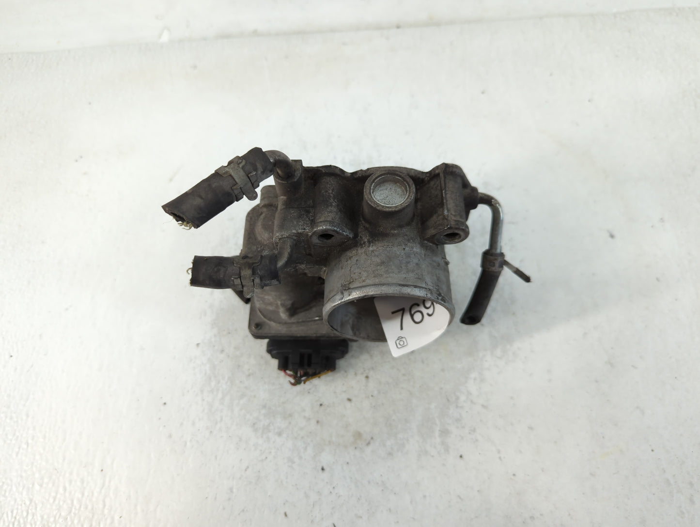 2007-2011 Toyota Camry Throttle Body P/N:8H27 22030-0H030 Fits Fits 2006 2007 2008 2009 2010 2011 2012 2013 2014 2015 OEM Us