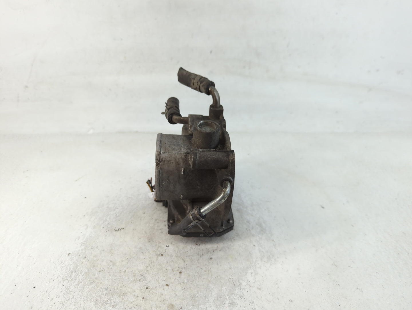 2007-2011 Toyota Camry Throttle Body P/N:8H27 22030-0H030 Fits Fits 2006 2007 2008 2009 2010 2011 2012 2013 2014 2015 OEM Us