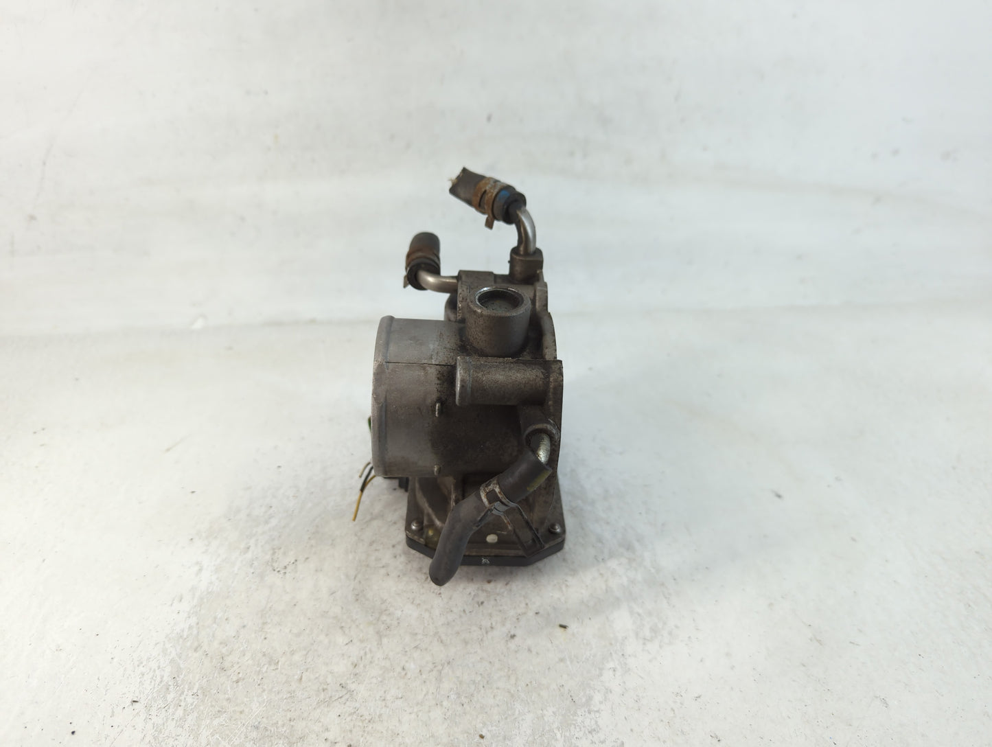 2007-2011 Toyota Camry Throttle Body P/N:22030-0H030 Fits Fits 2006 2007 2008 2009 2010 2011 2012 2013 2014 2015 OEM Used Au