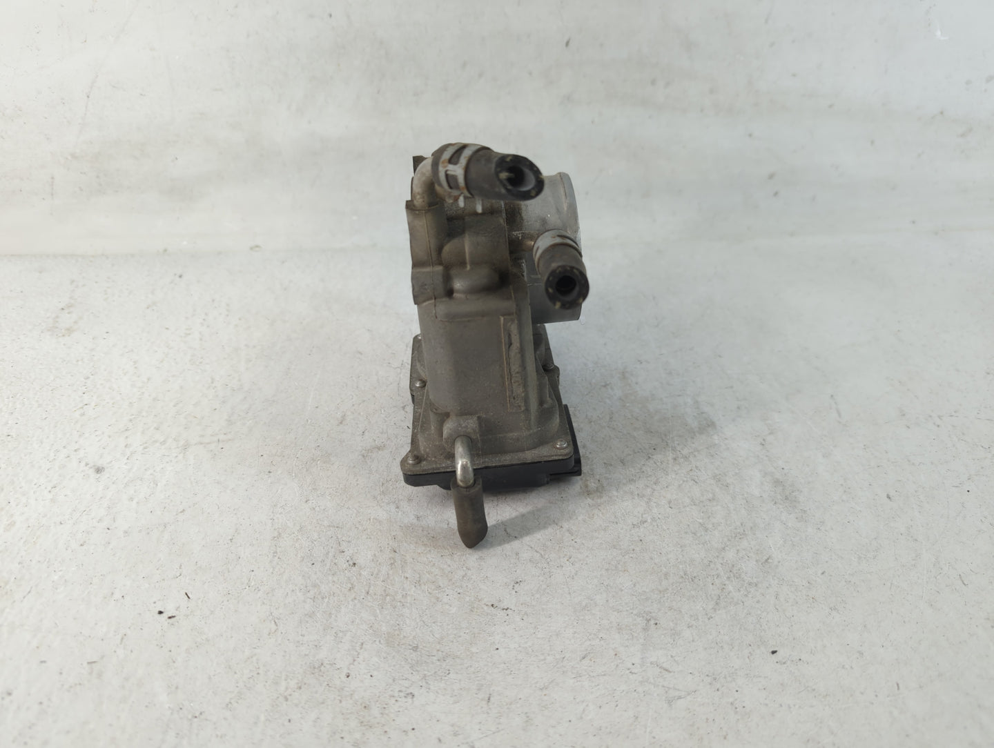 2007-2011 Toyota Camry Throttle Body P/N:22030-0H030 Fits Fits 2006 2007 2008 2009 2010 2011 2012 2013 2014 2015 OEM Used Au