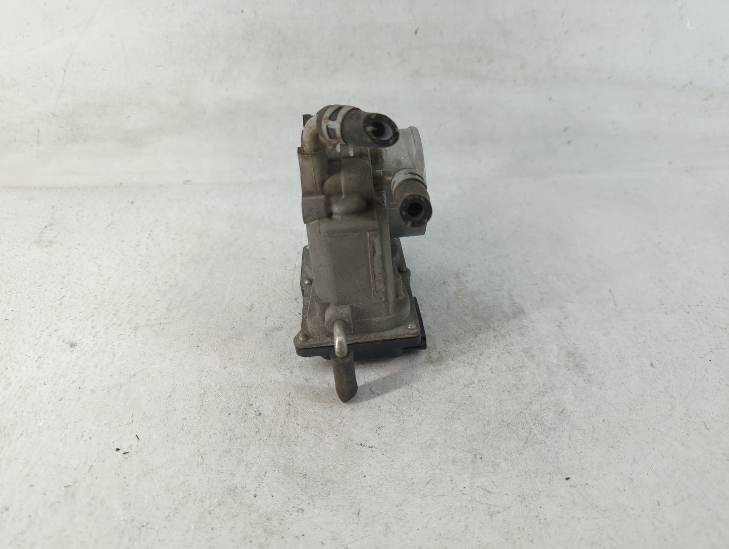 2007-2011 Toyota Camry Throttle Body P/N:22030-0H030 Fits Fits 2006 2007 2008 2009 2010 2011 2012 2013 2014 2015 OEM Used Au