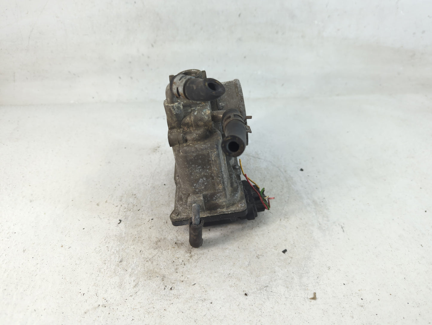 2007-2011 Toyota Camry Throttle Body P/N:22030-0H030 Fits Fits 2006 2007 2008 2009 2010 2011 2012 2013 2014 2015 OEM Used Au