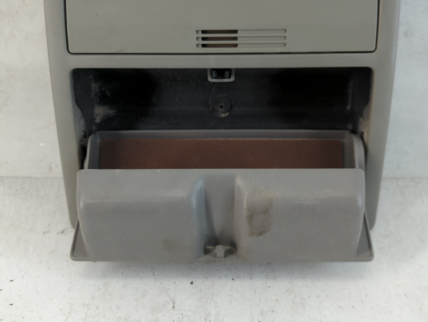 2009 Toyota Camry Overhead Roof Console - Oemusedautoparts1.com