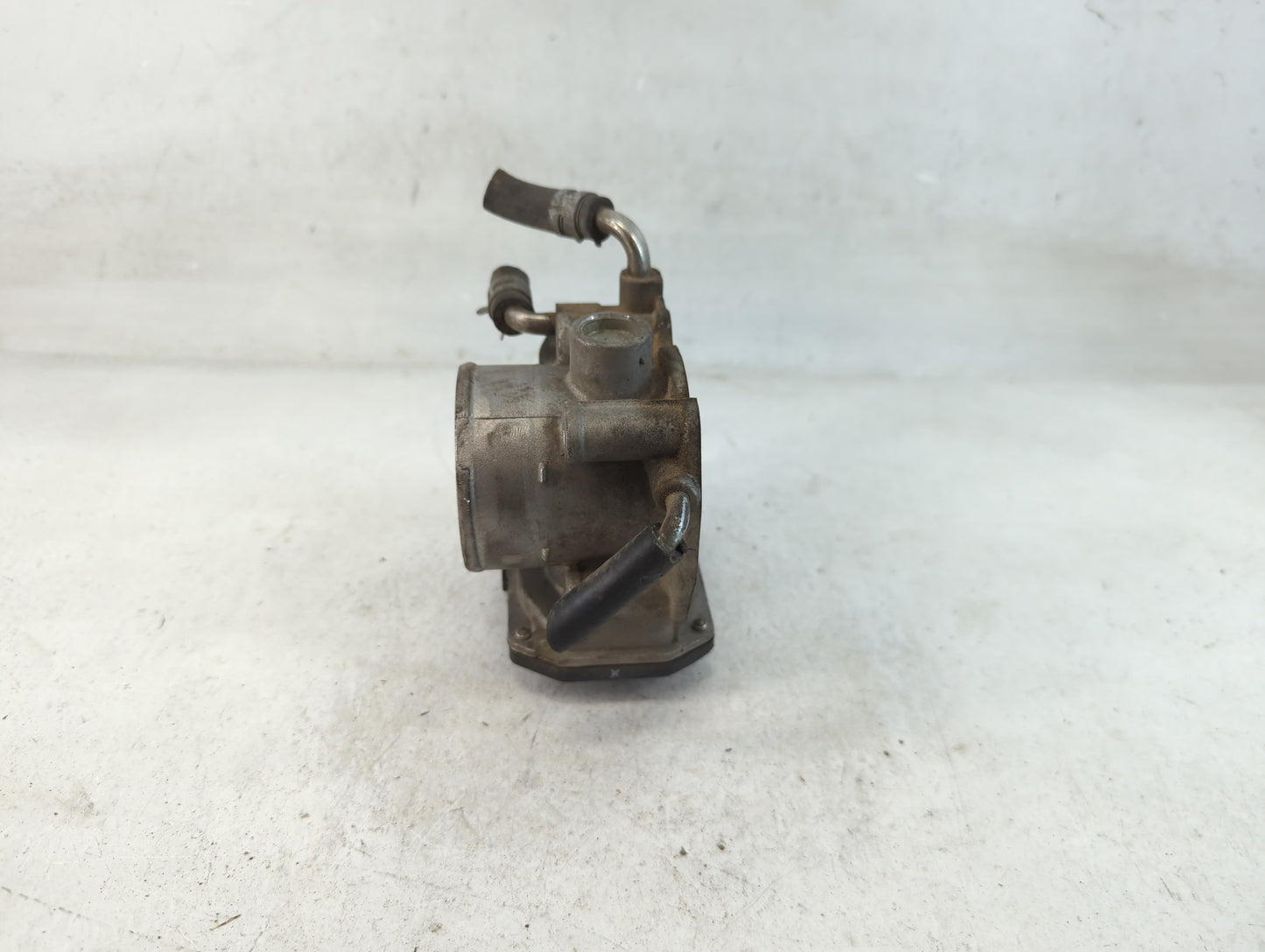 2007-2011 Toyota Camry Throttle Body P/N:22030-0H030 Fits Fits 2006 2007 2008 2009 2010 2011 2012 2013 2014 2015 OEM Used Au