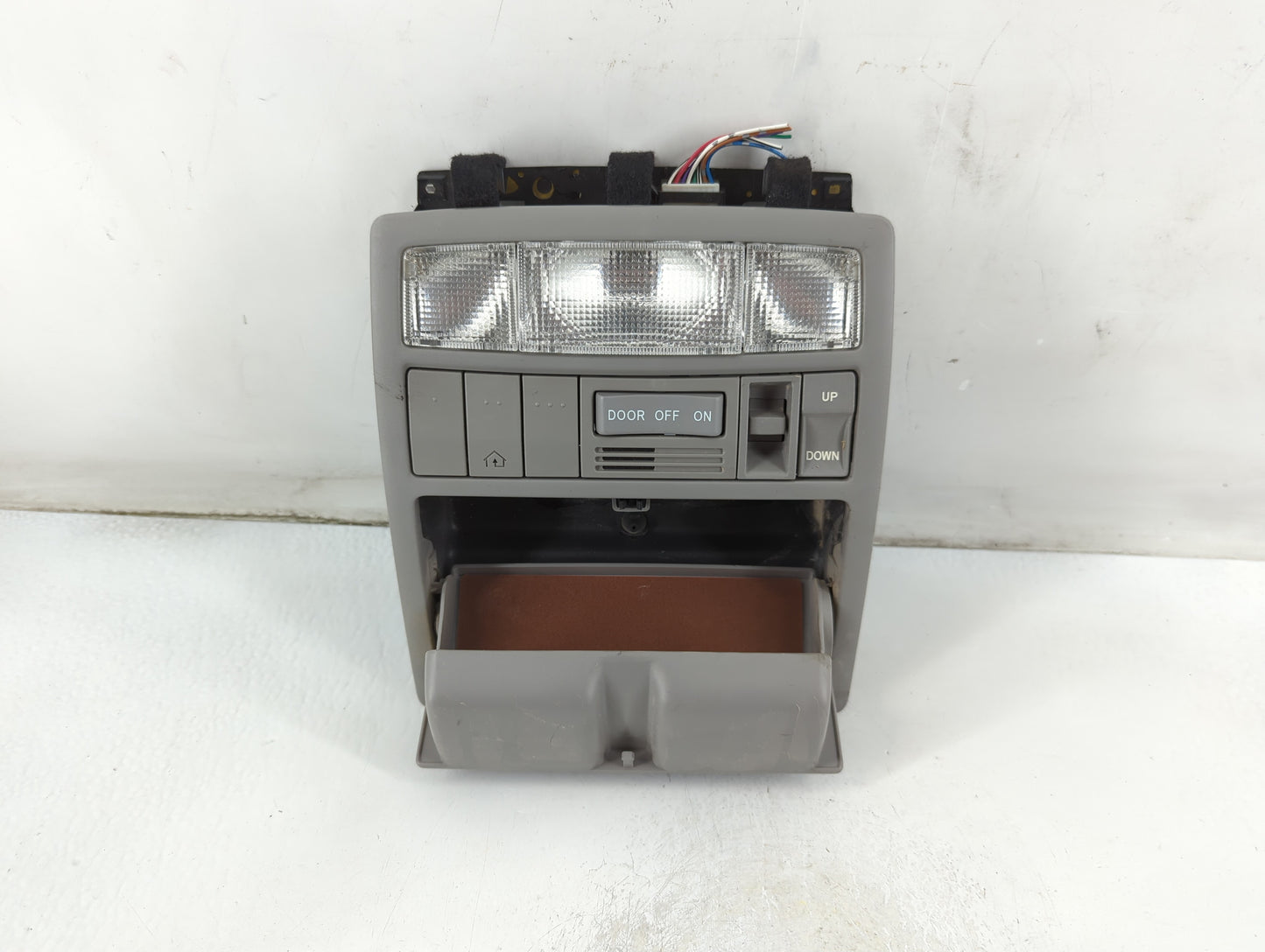 2009 Toyota Camry Overhead Roof Console - Oemusedautoparts1.com