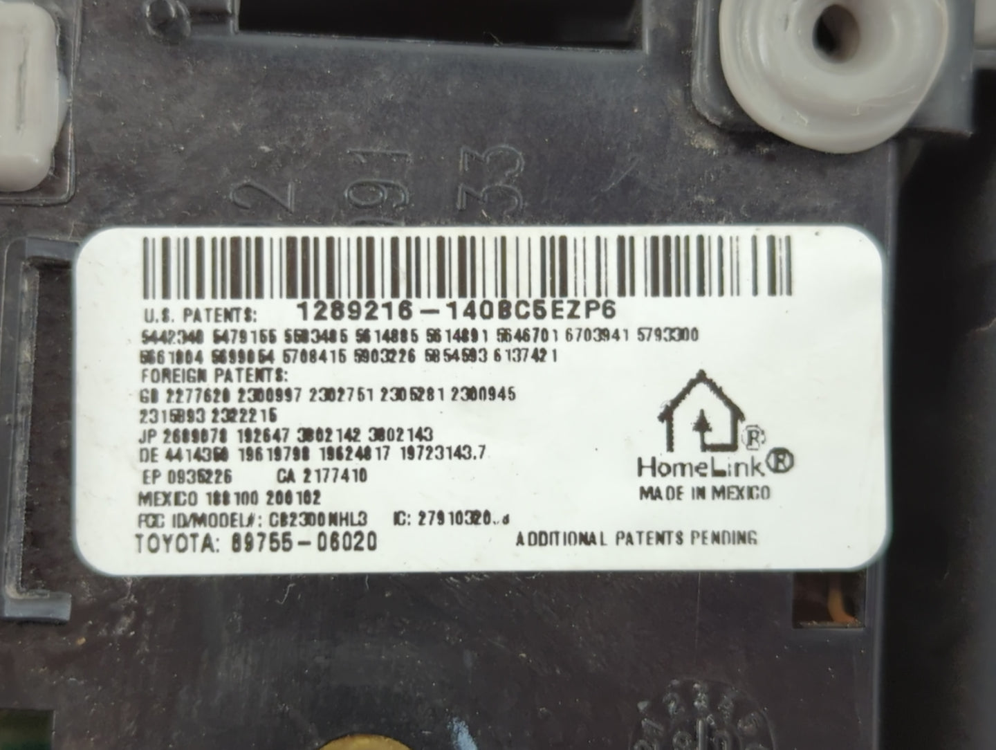 2009 Toyota Camry Overhead Roof Console - Oemusedautoparts1.com