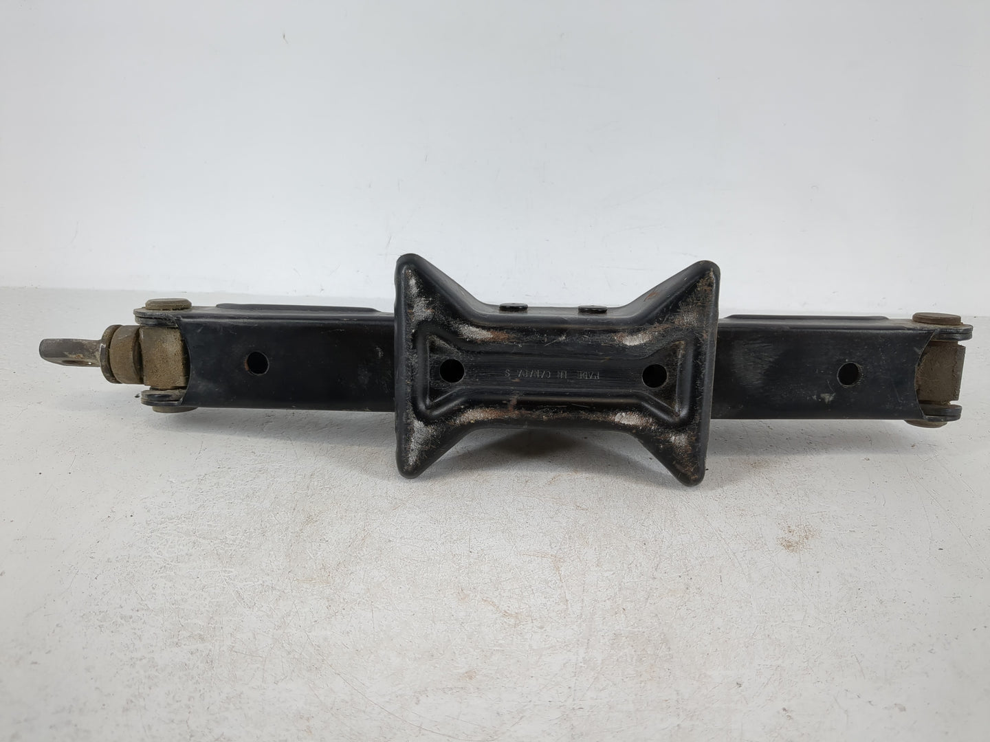 2009 Toyota Corolla Spare Scissor Car Jack 1120613 - Oemusedautoparts1.com