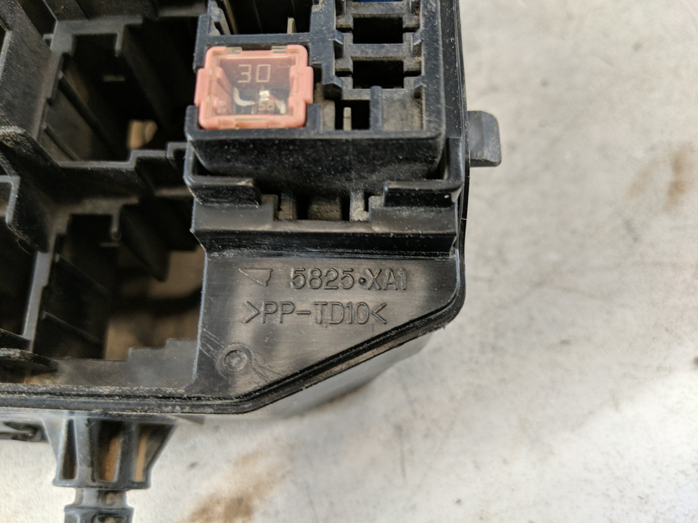 2009-2013 Toyota Corolla Fusebox Fuse Box Panel Relay Module P/N:82662-02270 Fits Fits 2009 2010 2011 2012 2013 2014 OEM Use