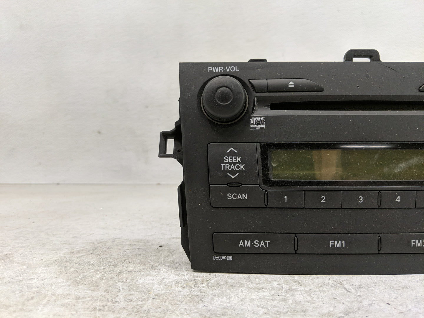 2009 Toyota Corolla Radio AM FM Cd Player Receiver Replacement P/N:86120-02750 Fits OEM Used Auto Parts - Oemusedautoparts1.
