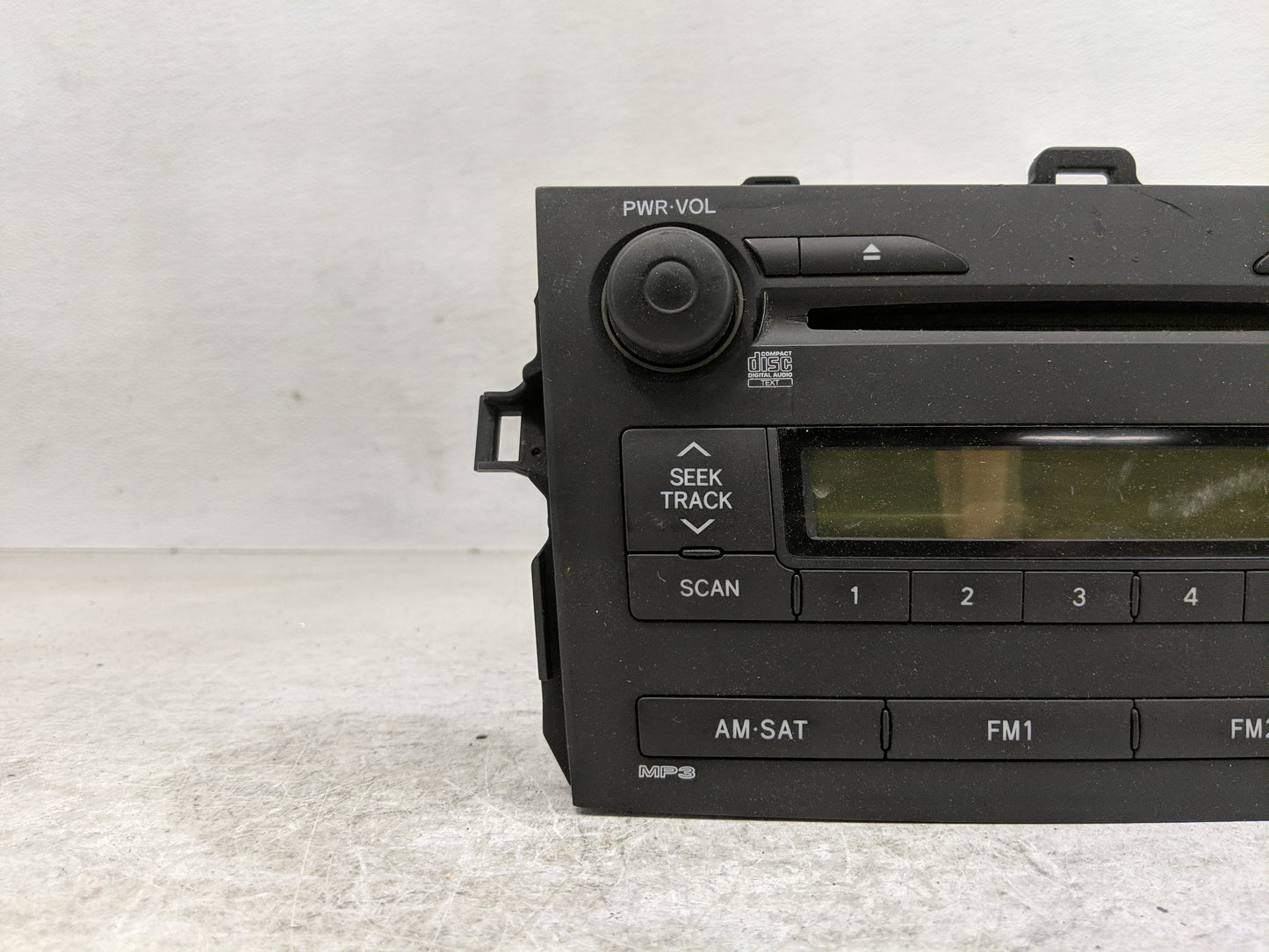 2009 Toyota Corolla Radio AM FM Cd Player Receiver Replacement P/N:86120-02750 Fits OEM Used Auto Parts - Oemusedautoparts1.