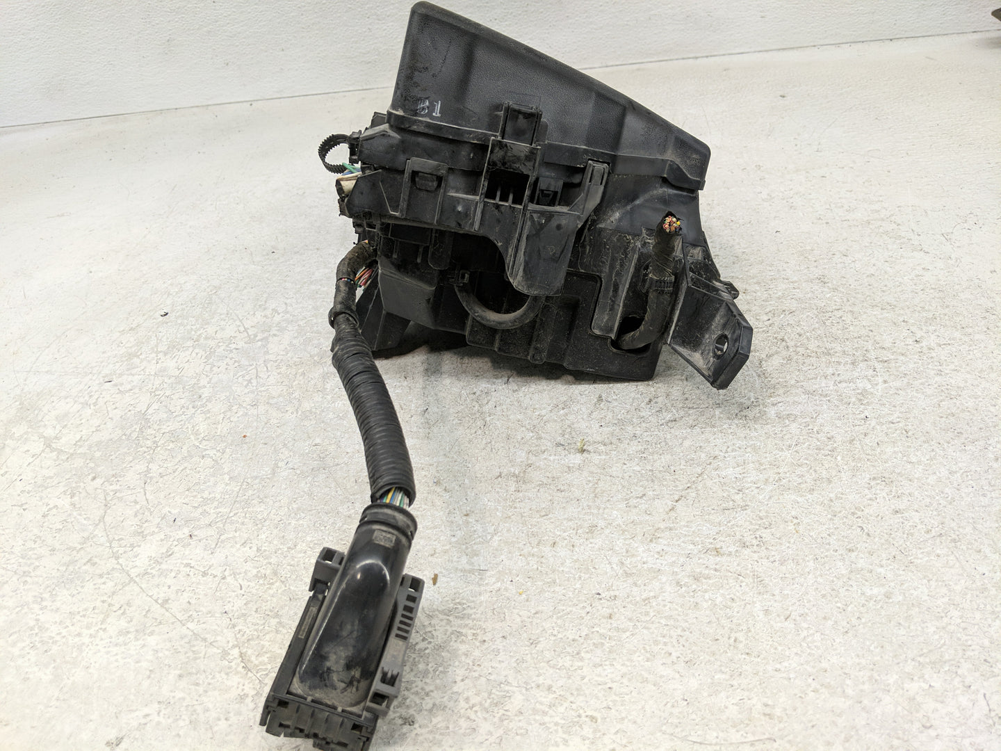 2009-2013 Toyota Corolla Fusebox Fuse Box Panel Relay Module P/N:82662-12370 Fits Fits 2009 2010 2011 2012 2013 2014 OEM Use
