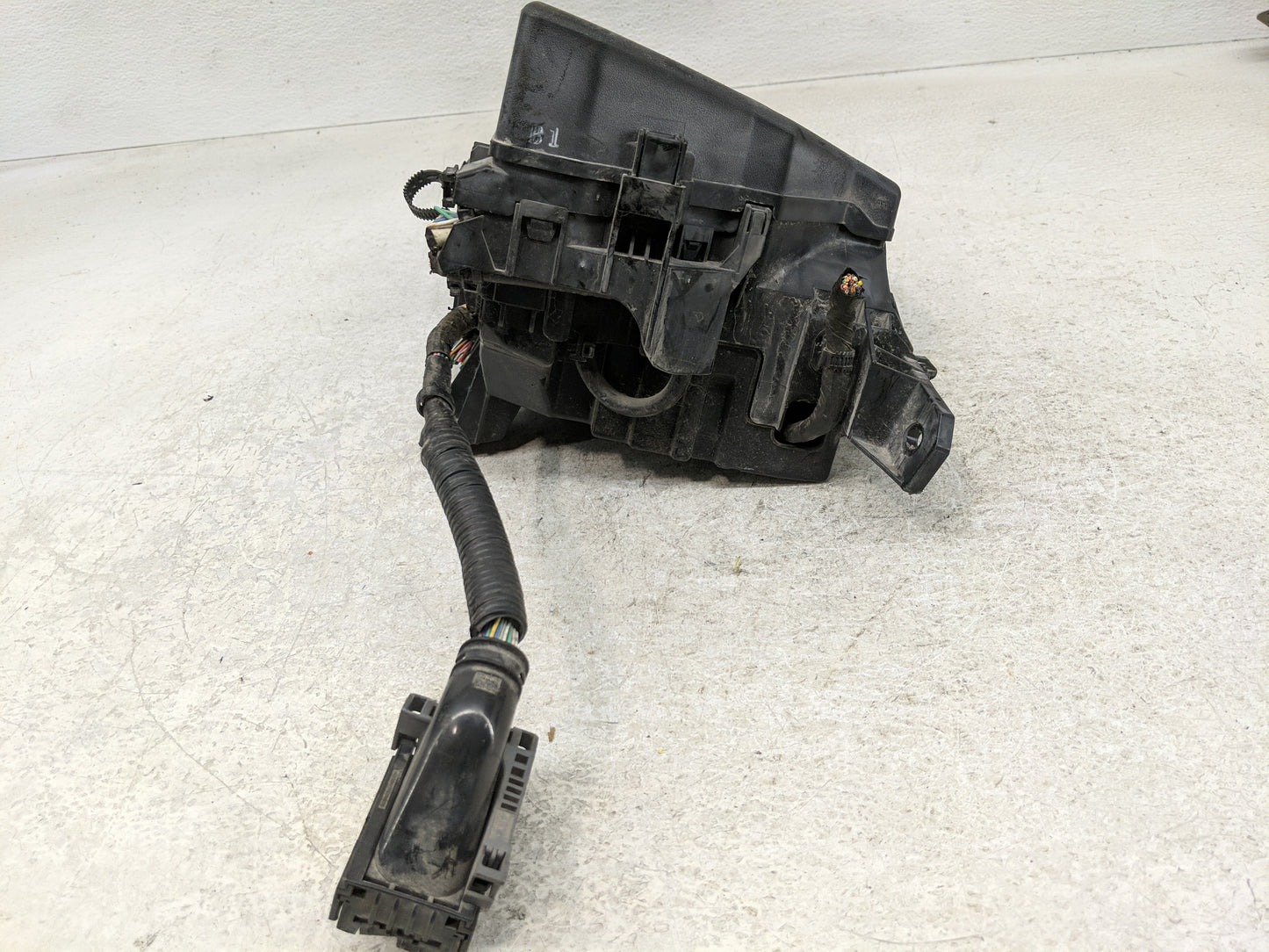 2009-2013 Toyota Corolla Fusebox Fuse Box Panel Relay Module P/N:82662-12370 Fits Fits 2009 2010 2011 2012 2013 2014 OEM Use