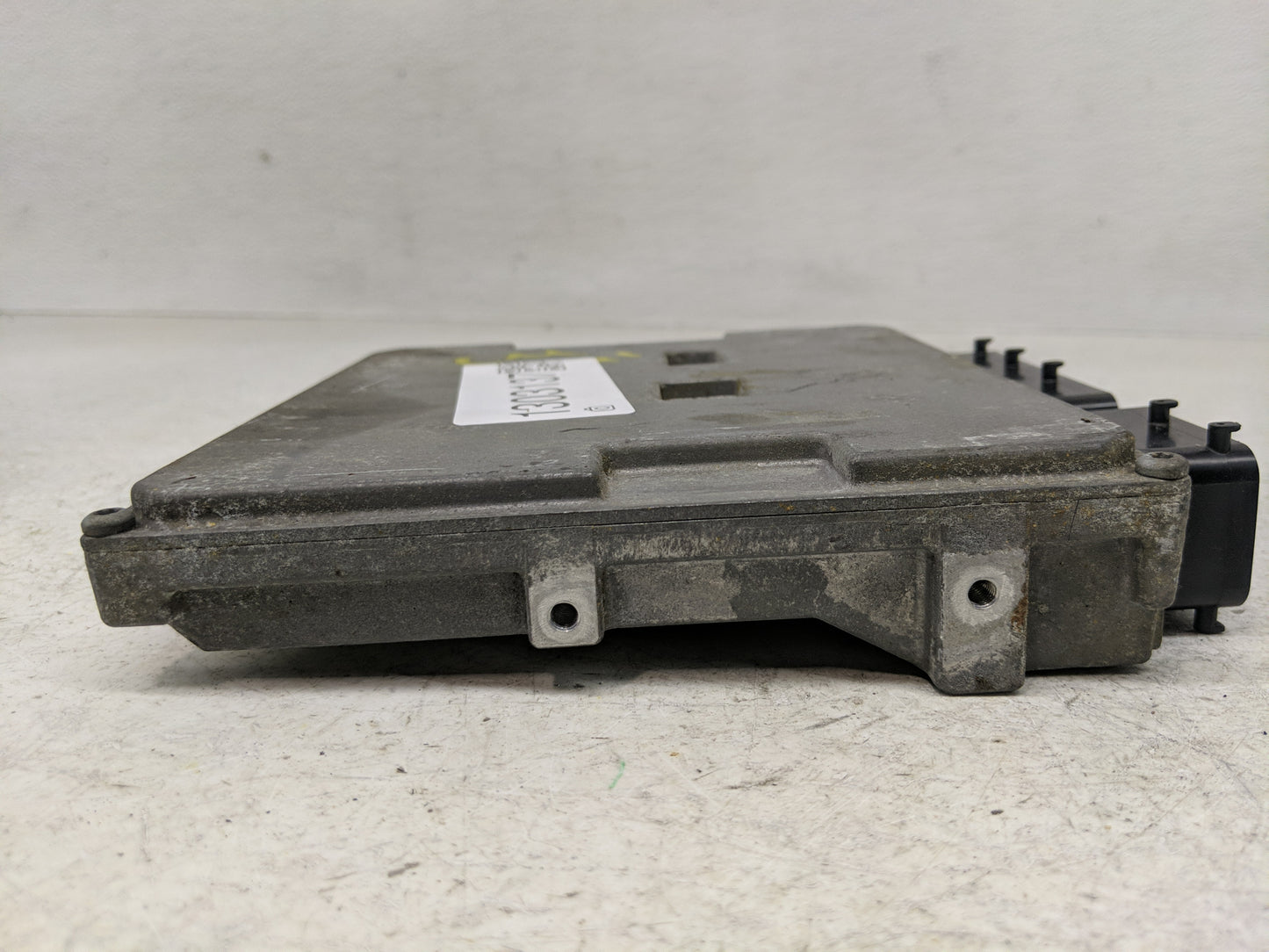 2009-2010 Toyota Corolla PCM Engine Control Computer ECU ECM PCU OEM P/N:28225601 89661-02F51 Fits Fits 2009 2010 OEM Used A