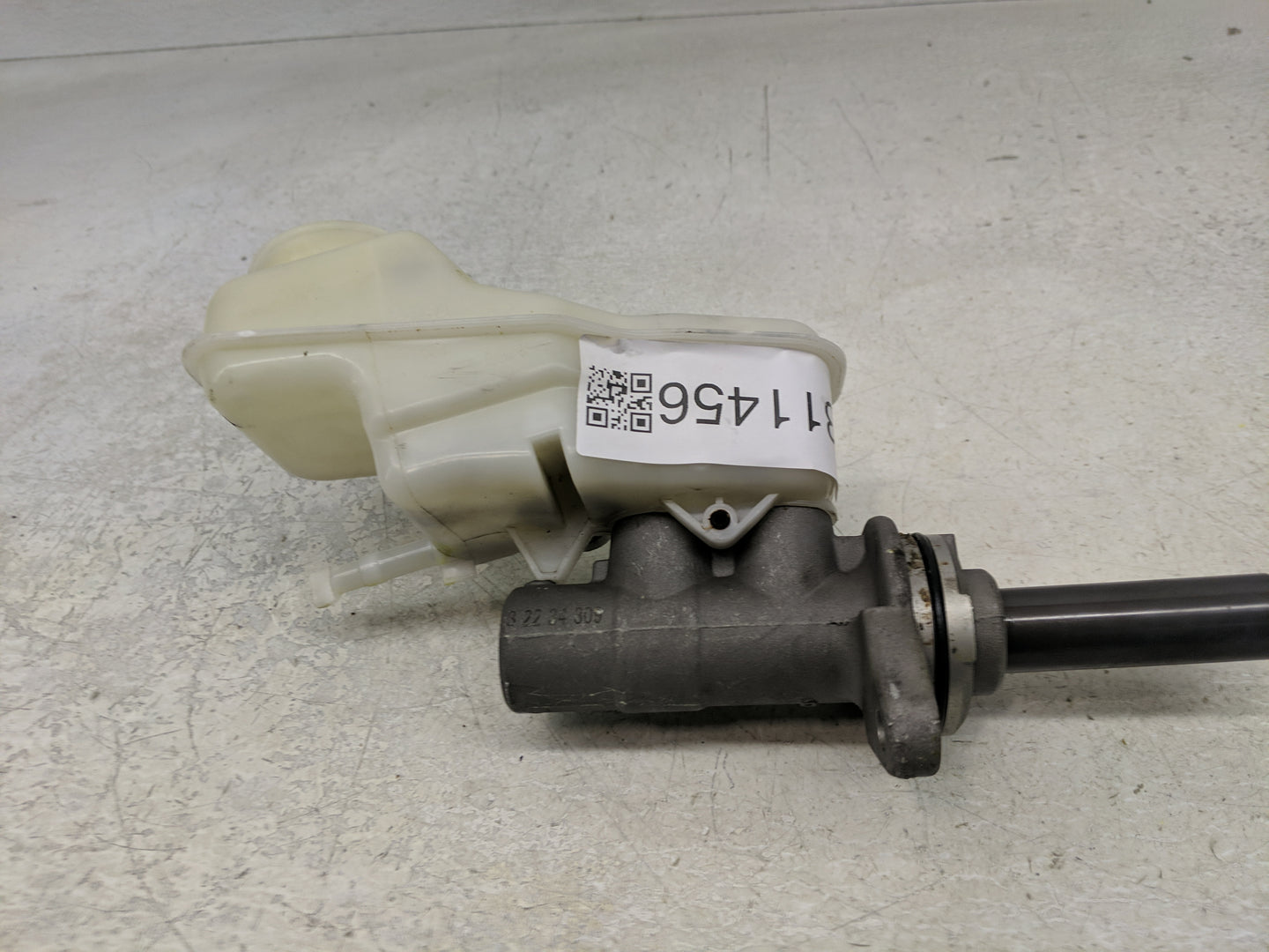 2009-2010 Toyota Corolla Brake Master Cylinder - Oemusedautoparts1.com