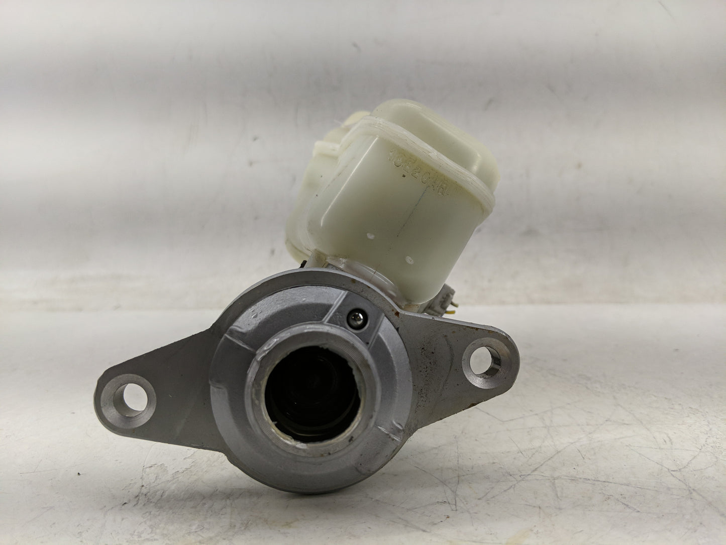 2009-2010 Toyota Corolla Brake Master Cylinder - Oemusedautoparts1.com