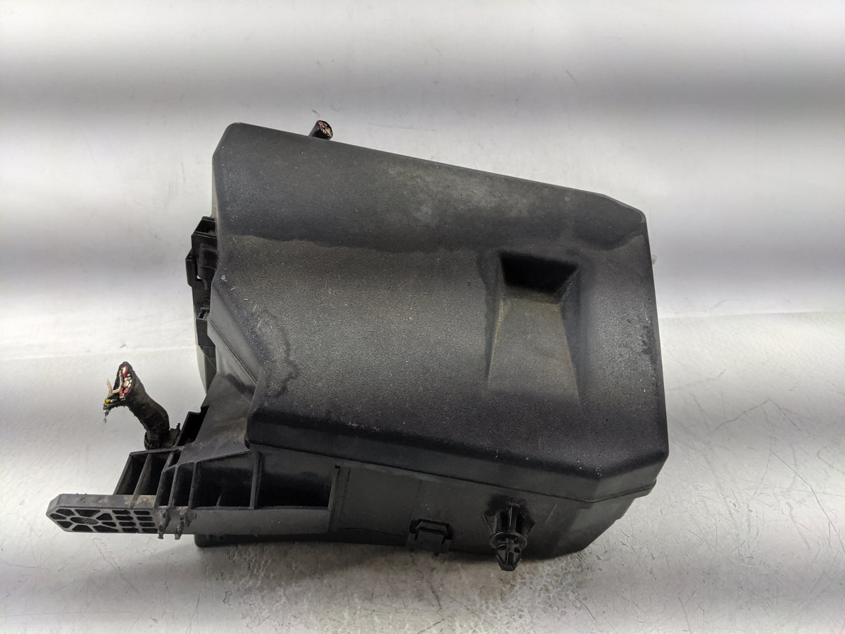 2009-2013 Toyota Corolla Fusebox Fuse Box Panel Relay Module Fits Fits 2009 2010 2011 2012 2013 2014 OEM Used Auto Parts - O