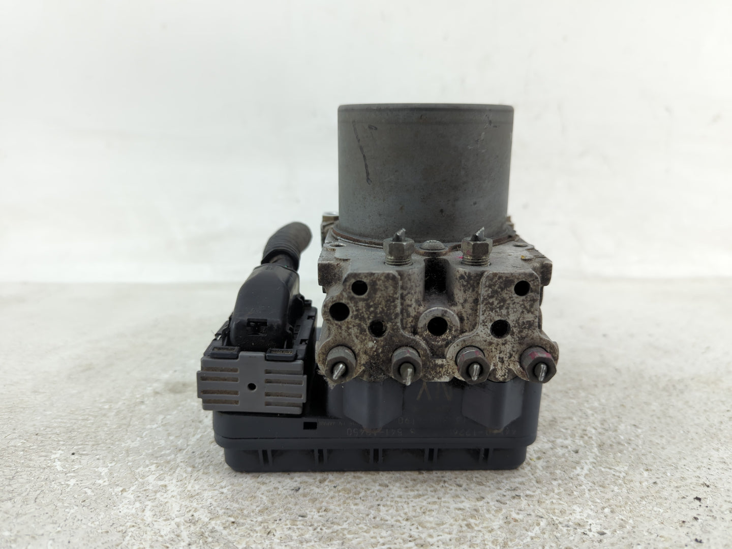 2009 Toyota Corolla ABS Pump Control Module Replacement P/N:89541-12450 44540-12260 Fits OEM Used Auto Parts - Oemusedautopa